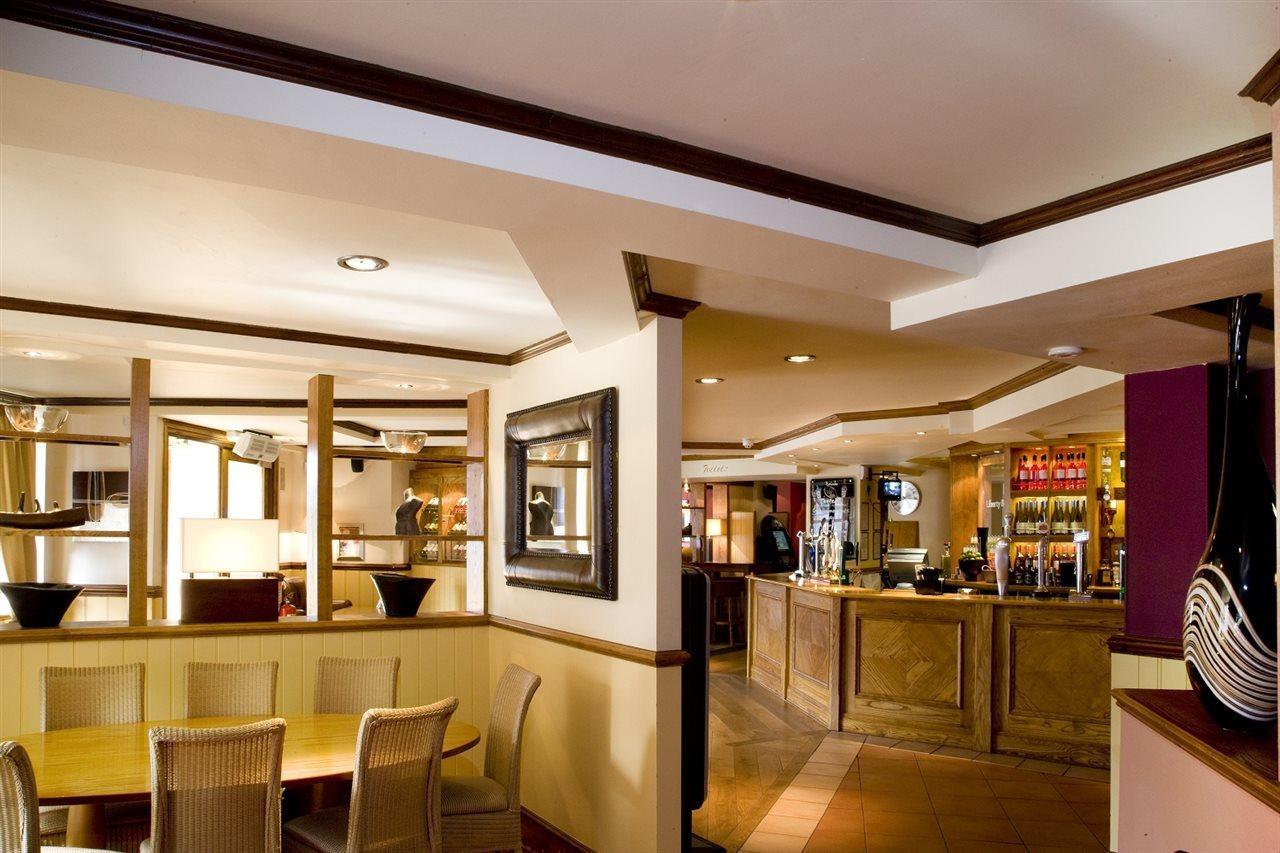 Premier Inn London Romford Exterior foto