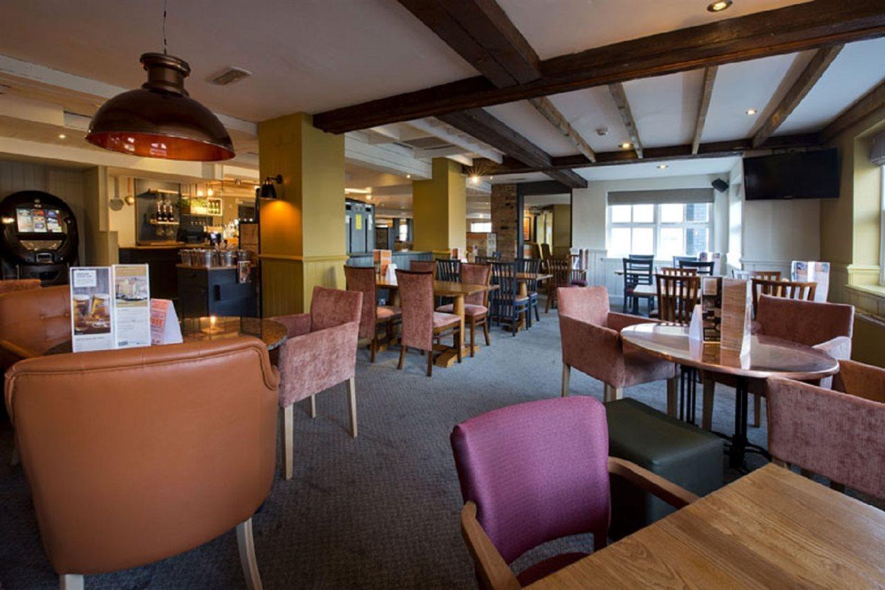 Premier Inn London Romford Exterior foto