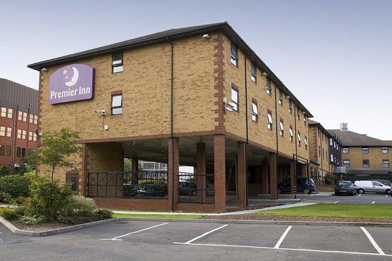 Premier Inn London Romford Exterior foto